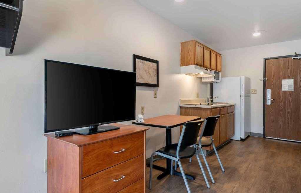 Extended Stay America Select Suites - Orlando - East Номер фото